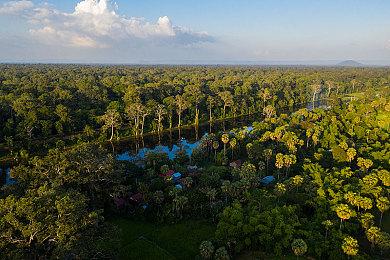 《搜魔人：英雄联盟传奇》免费试玩上线 获特别好评